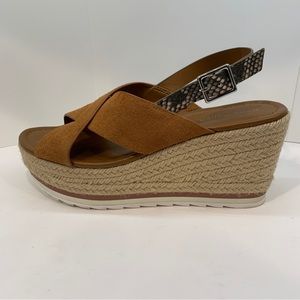 Marc Fisher Suede Cross-Strap Wedges Zevra Peanut - Medium Size 9M